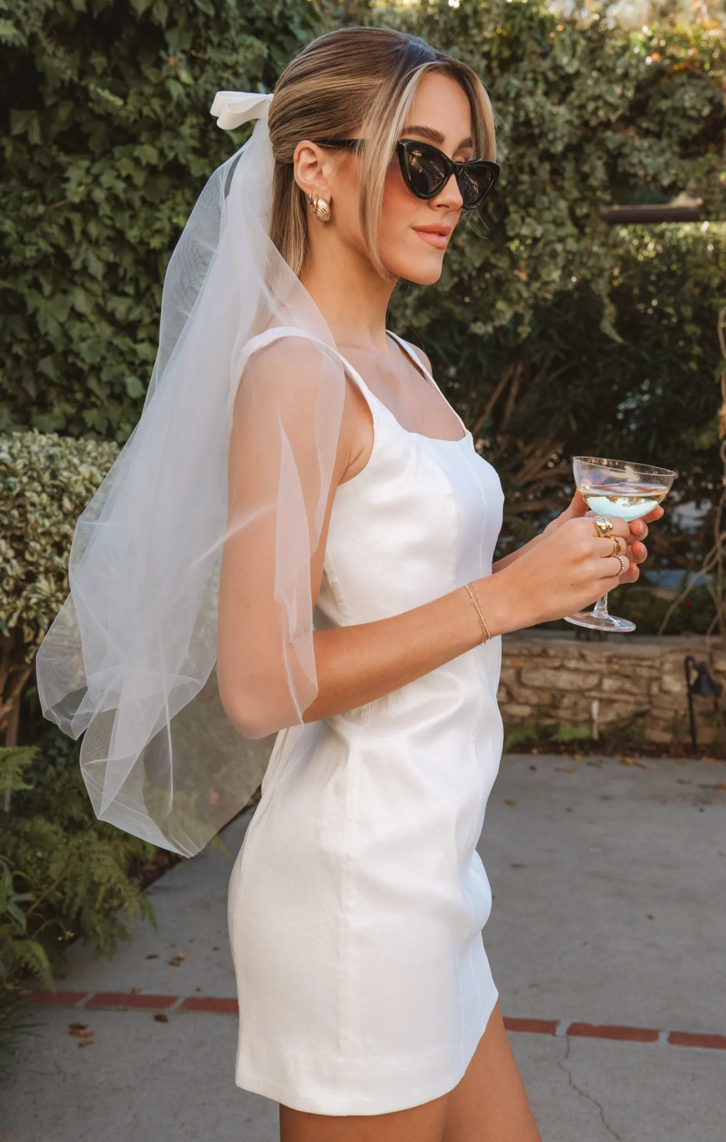 Show Me Your Mumu Ari Bow Veil