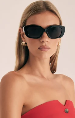 Show Me Your Mumu Banbè Eyewear The Illiana Sunglasses