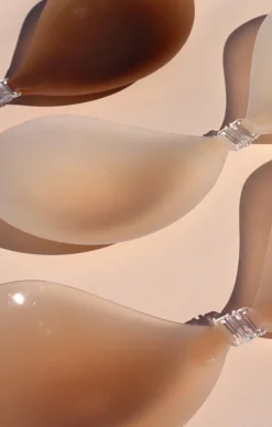 Show Me Your Mumu Boob-eez Stick-On Bra