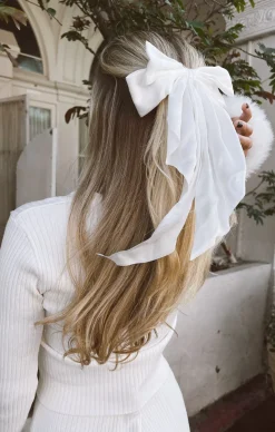 Show Me Your Mumu Darling Hair Bow