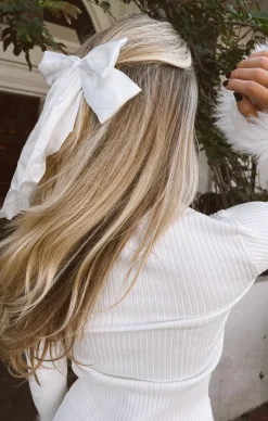 Show Me Your Mumu Darling Hair Bow