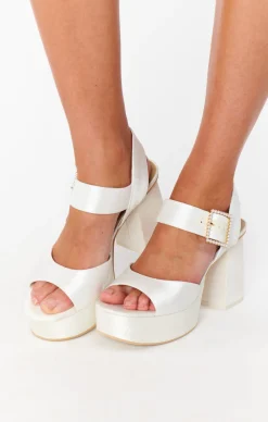 Show Me Your Mumu Dolce Vita Bobby Pearl Platform Heel