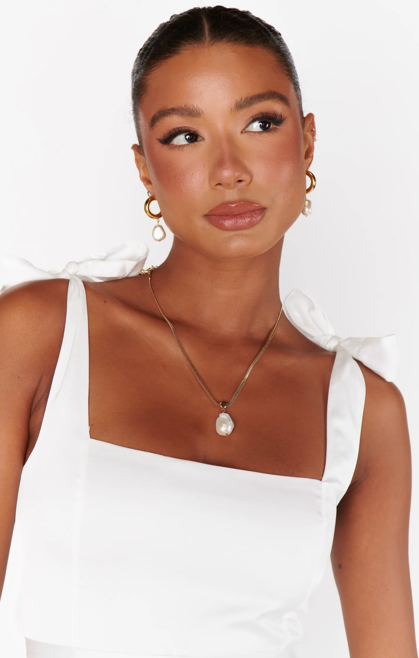 Show Me Your Mumu Ettika Baroque Pearl Pendant Snake Chain Necklace