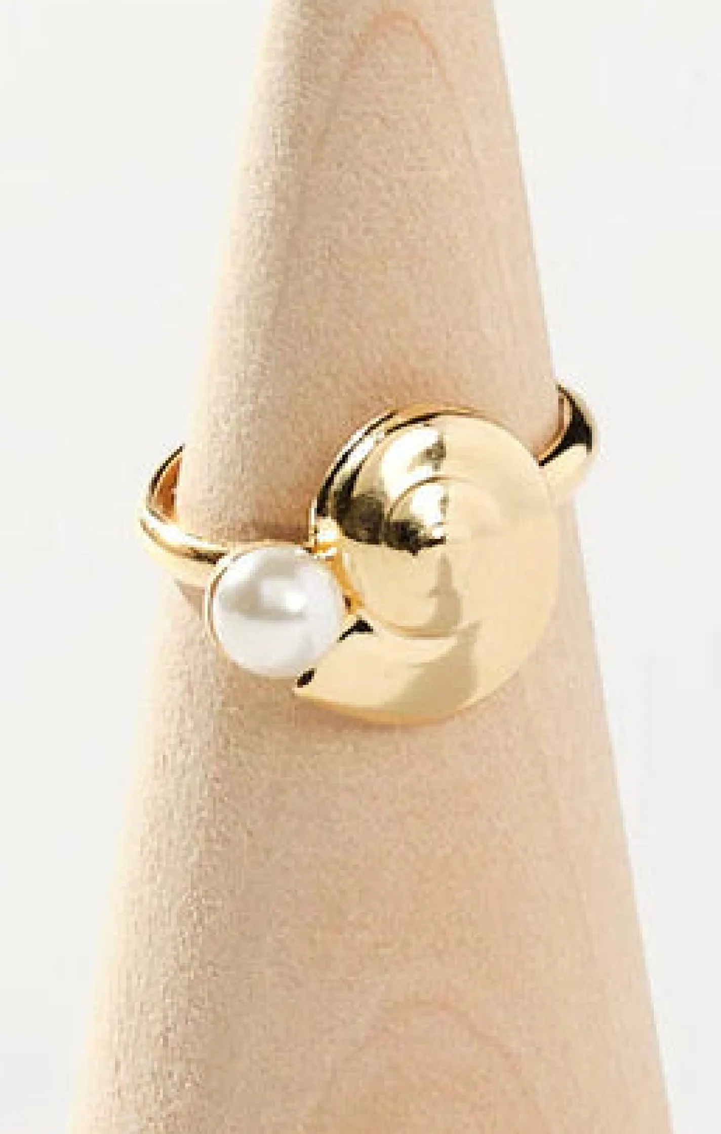 Show Me Your Mumu Faithy Jewels Capri Ring