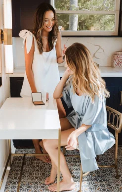 Show Me Your Mumu First Look Robe