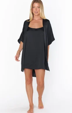 Show Me Your Mumu First Look Robe