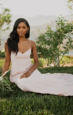 Show Me Your Mumu Godshaw Goddess Gown