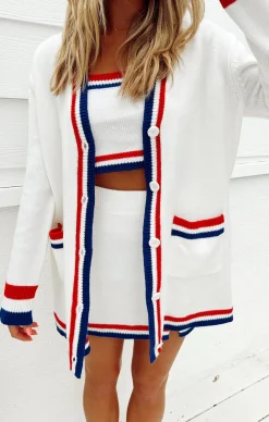Show Me Your Mumu Lambert Cardigan                Sign in or create an account to add to your Wishlist              Select a size to add to your Wishlist    #wishlist-modal {width: 297px;background-color: #FFFFFF;box-shadow: 0 1px 4px 0 rgba(0,0,0,0.2);  position: absolute;  right:0;  top:0;  opacity:0;  transition: .3s opacity ease-in-out;  z-index: -1;}#wishlist-modal .icon-close {  position: absolute;  top: 15px;  right: 15px;  opacity: .2;  cursor:pointer;}#wishlist-modal.active {  opacity:1;  z-index:9999;}.wishlist-signin {  font-family: 'Centra No 1 Light';  font-size:14px;  font-weight:bold;  padding:20px;  width:90%;}.wishlist-signin div {  margin-top:10px;}.wishlist-signin a {  display:inline-block;  border-bottom:4px solid #fbccc2;}.divider {      background:#edede8;      margin: 10px 0 10px 0;      height: 2px;  }.showroom-bridesmaids {  margin-left:0;  margin-top:20px;}.wm-content {  padding:20px;}.callout-item {  padding:20px;  background: #f1f1ed;  margin-bottom:5px;}.in-wishlist .product-wishlist {  opacity:1;}.in-wishlist .product-wishlist__icon--active {    display:block;  }.in-wishlist  .product-wishlist__icon--default {  display:none !important;}.in-wishlist  .product-wishlist__icon--hover {  display:none !important;} .columns {    display: flex;    margin:0 !important;    justify-content: space-between;}.columns.x2 .column {  width:48%;}.wishlist-actions {  padding:5px;  font-size:13px;}#wishlist-modal svg {    display: inline;    margin-bottom: -6px;}@media only screen and (max-width: 767px) {  #wishlist-modal {    position: absolute;    top: 0 !important;    left: 0 !important;    width: 100%;  }}                      Your Online Showroom                                                            Showroom Selects                             0