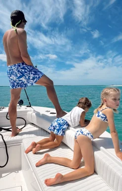 Show Me Your Mumu Man Mu Trunks