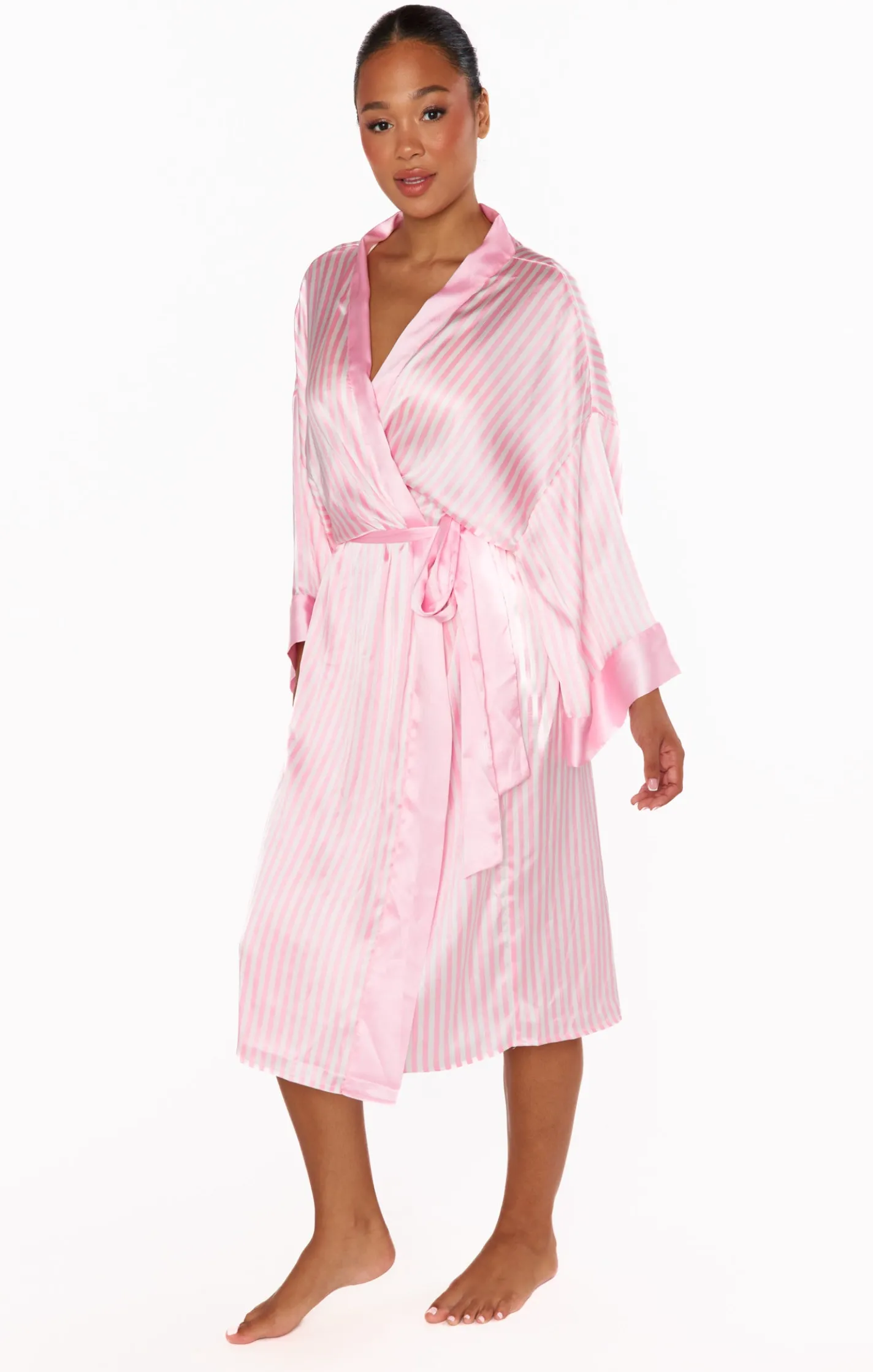 Show Me Your Mumu Mumu x Curateur The Harlow Robe