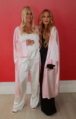 Show Me Your Mumu Mumu x Curateur The Harlow Robe