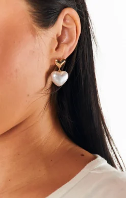 Show Me Your Mumu Pearly Hearts Drop Earring