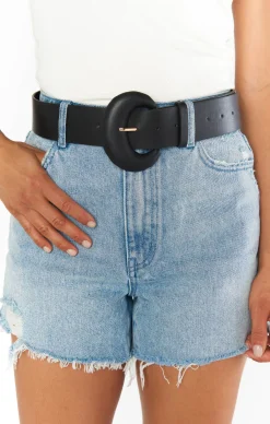 Show Me Your Mumu Round Buckle Belt